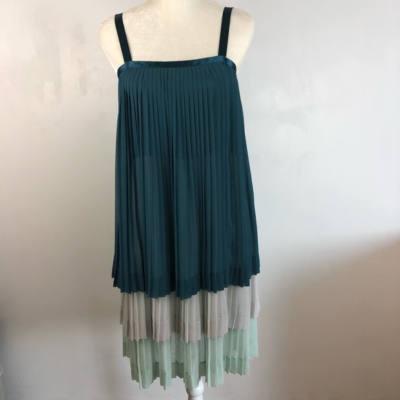 Anthro Girls From Savoy | tiered accordion dress - Picture 1 of 8